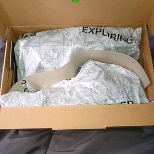 Northface Thermoball Eco Traction Booties NWT!